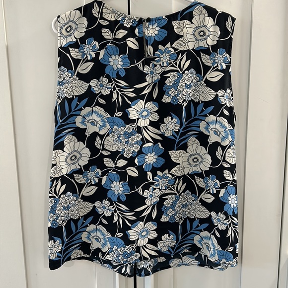 JNY Signature sleeveless blouse - Picture 5 of 6